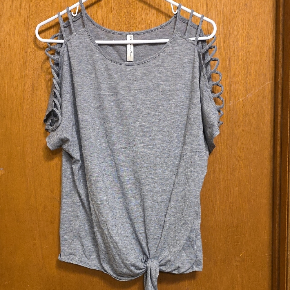 PerSeption Concept Gray Cold Shoulder Blouse